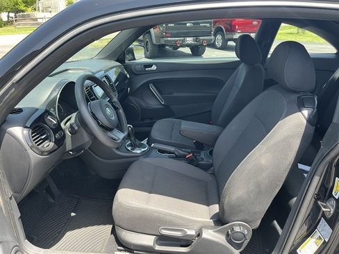 Used 2013 Volkswagen Beetle 2.5 FWD image 18