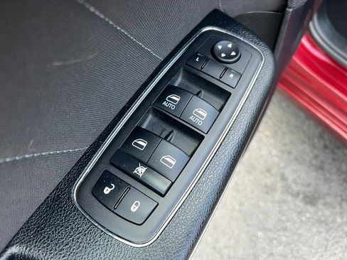 Used 2023 Dodge Charger SXT image 13