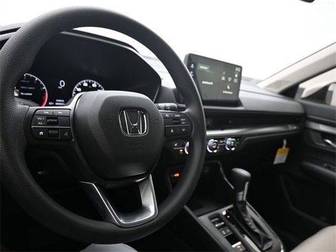 New 2026 Honda CR-V EX image 10