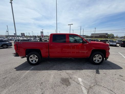 Used 2018 Chevrolet Silverado 1500 LT w/ All Star Edition image 6