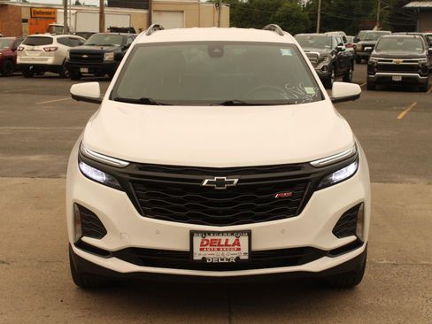 Used 2024 Chevrolet Equinox RS AWD/4WD image 2