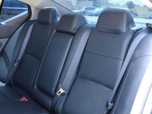 Used 2023 Nissan Altima 2.5 SL FWD image 13