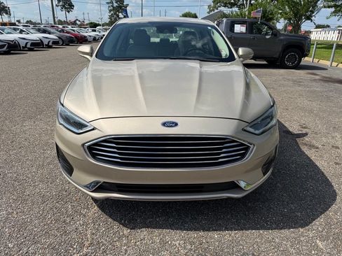 Used 2019 Ford Fusion SEL FWD image 3
