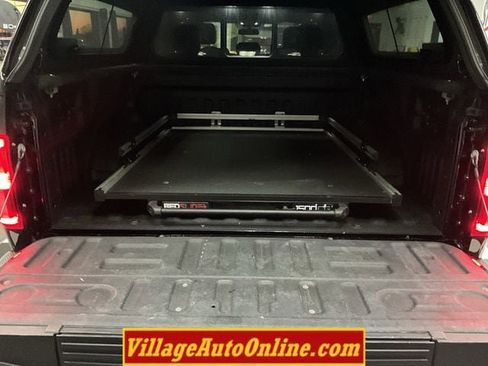 Used 2019 Ford F150 Platinum w/ Equipment Group 701A Luxury image 45