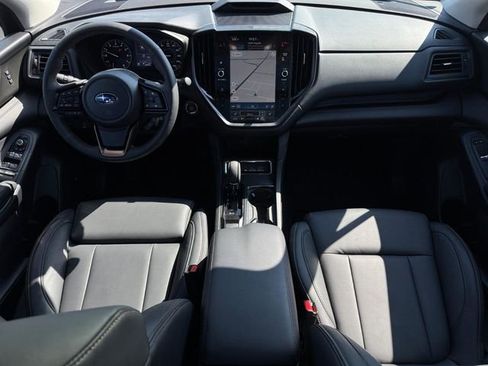 Certified 2025 Subaru Ascent Bronze Edition image 9