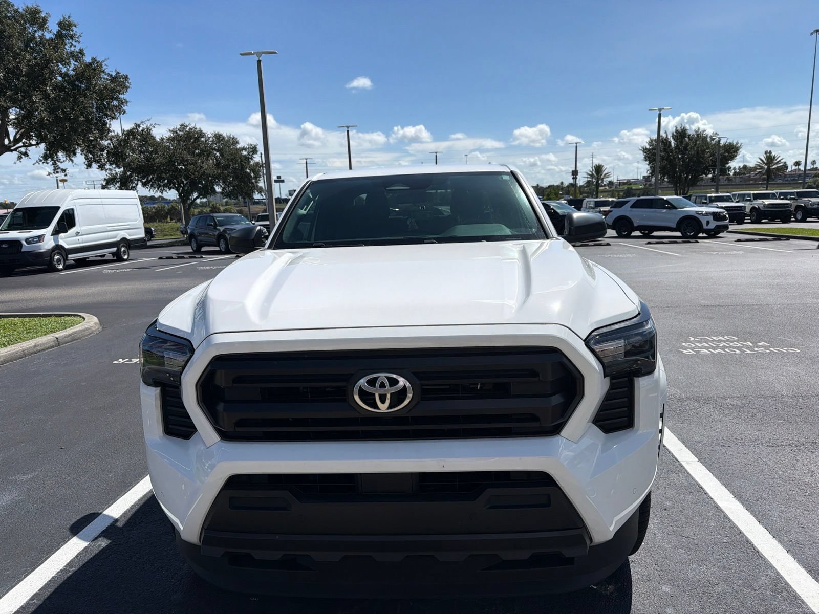Used 2025 Toyota Tacoma SR w/ SR Upgrade Package RWD image 8