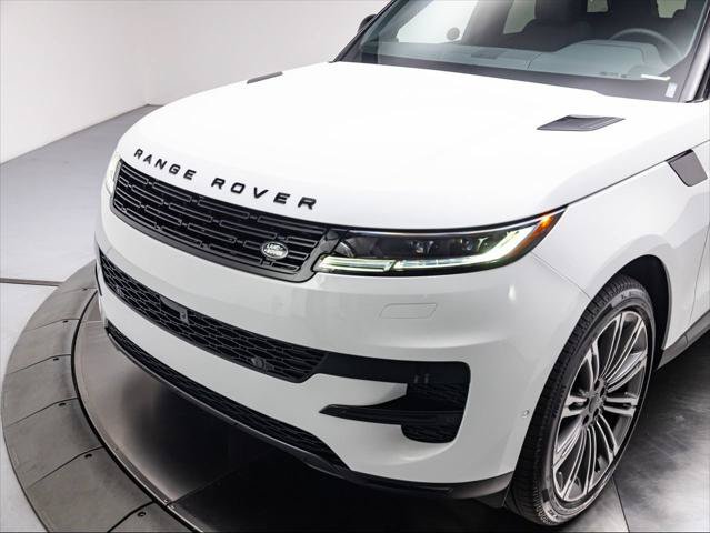 New 2027 Land Rover Range Rover Sport SE AWD/4WD image 9