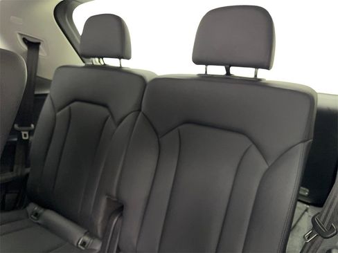 Used 2024 Audi Q7 2.0T Premium Plus image 41