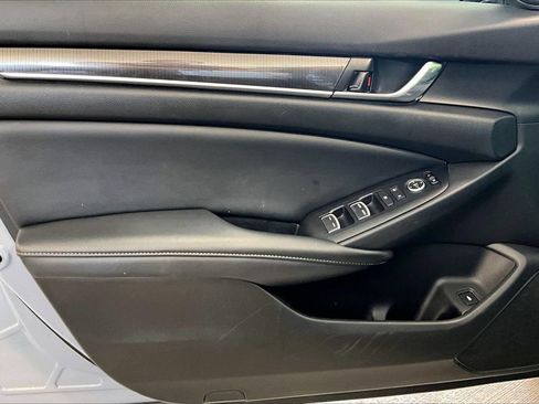 Used 2021 Honda Accord Sport image 25