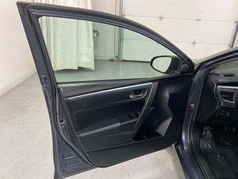 Used 2015 Toyota Corolla S FWD image 22