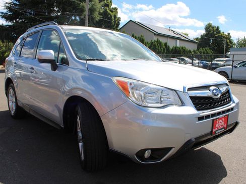 Used 2014 Subaru Forester 2.5i Limited AWD/4WD image 4