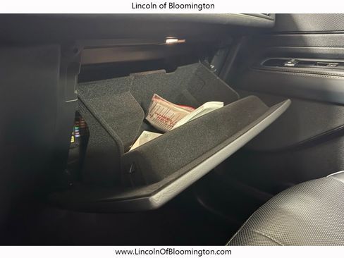 Certified 2025 Lincoln Aviator Reserve w/ Illumination Package AWD/4WD image 59
