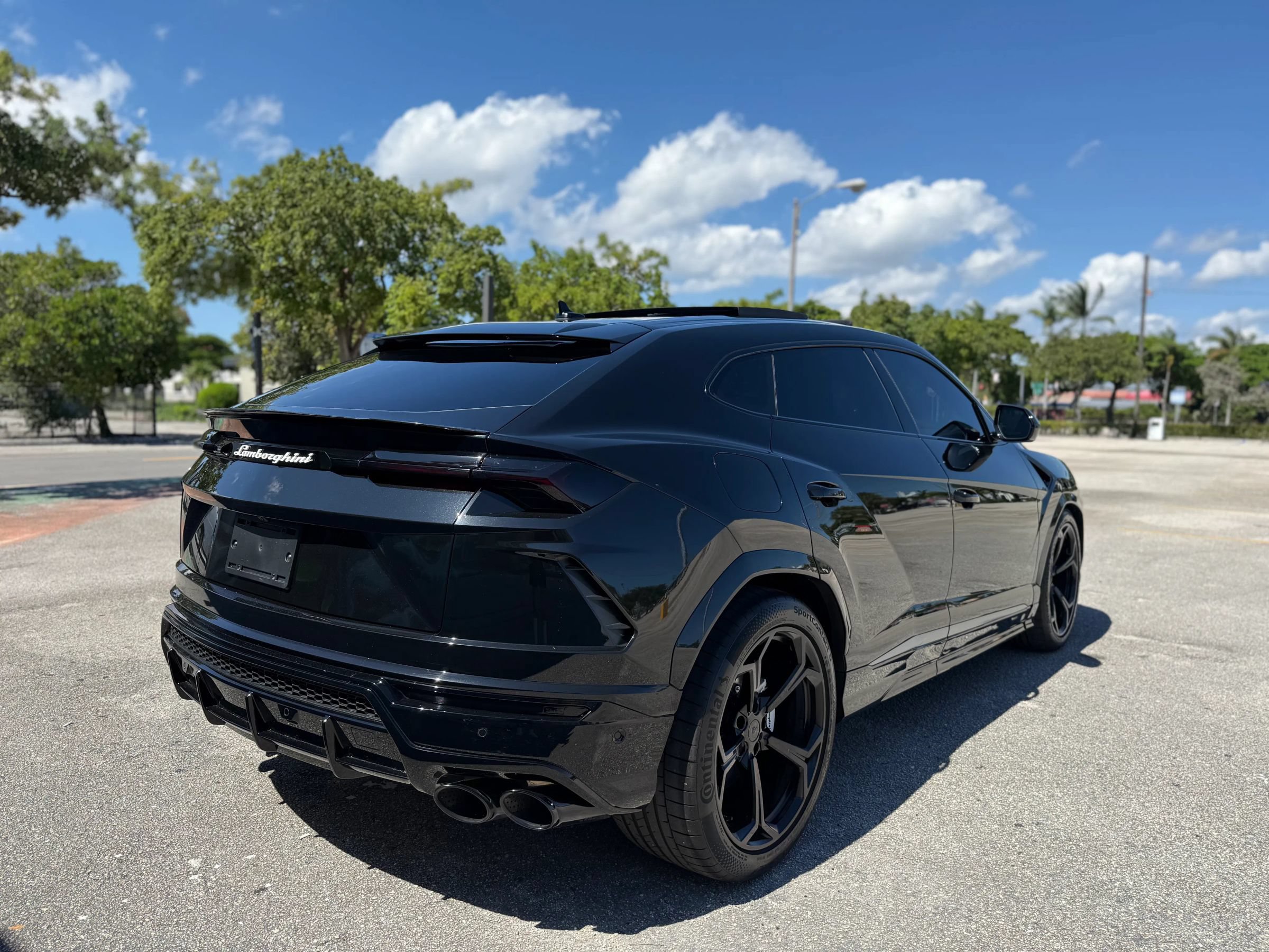 Used 2021 Lamborghini Urus AWD/4WD image 5