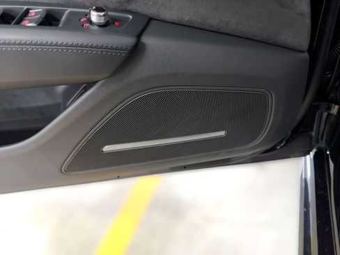 Used 2017 Audi A8 L 4.0T image 21