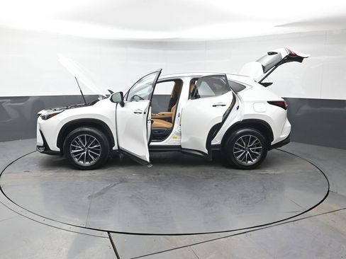Used 2025 Lexus NX 350 AWD w/ Accessory Package (2T) image 44