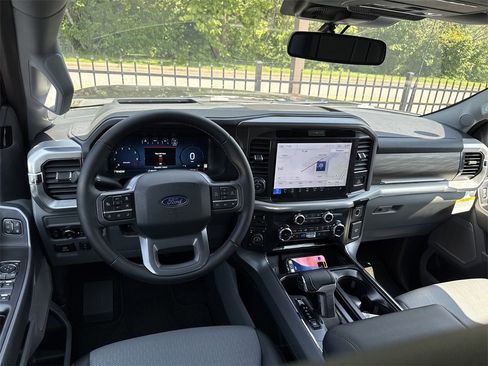 New 2025 Ford F150 Lariat w/ Equipment Group 502A High image 23