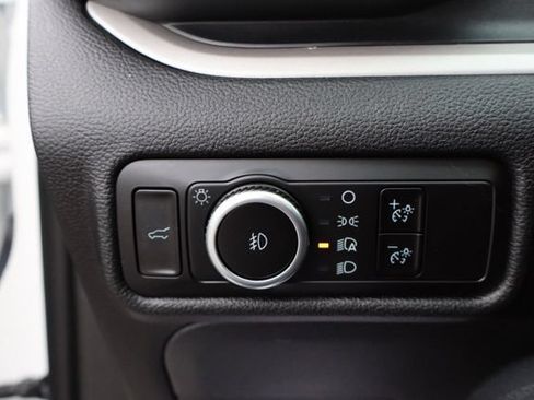 Used 2023 Ford Explorer XLT w/ Equipment Group 202A AWD/4WD image 16