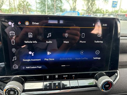 Used 2023 Chevrolet Colorado Trail Boss w/ Technology Package AWD/4WD image 34