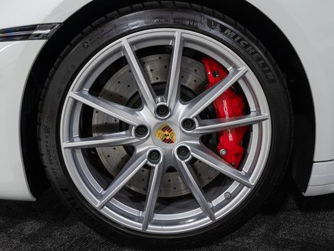 Used 2024 Porsche 911 Targa 4 GTS image 35