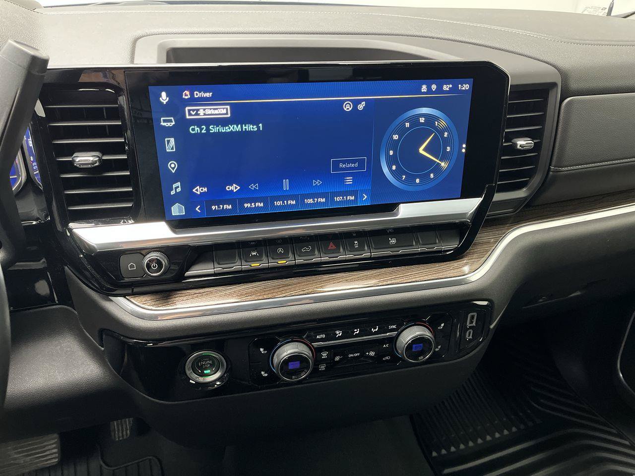 Certified 2024 Chevrolet Silverado 1500 LT AWD/4WD image 19