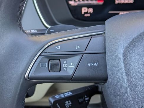 Used 2025 Audi Q5 2.0T Premium image 27