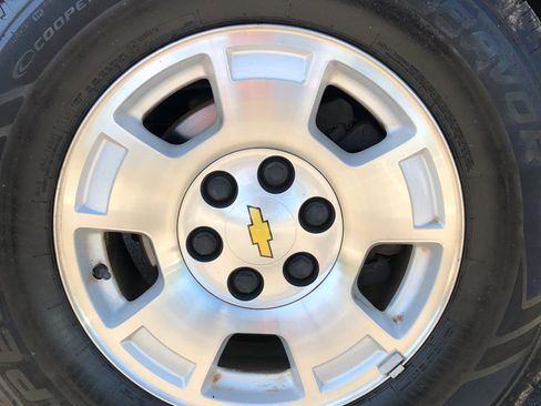 Used 2012 Chevrolet Tahoe LT RWD image 10