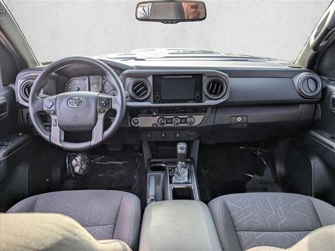 Certified 2017 Toyota Tacoma TRD Sport image 14