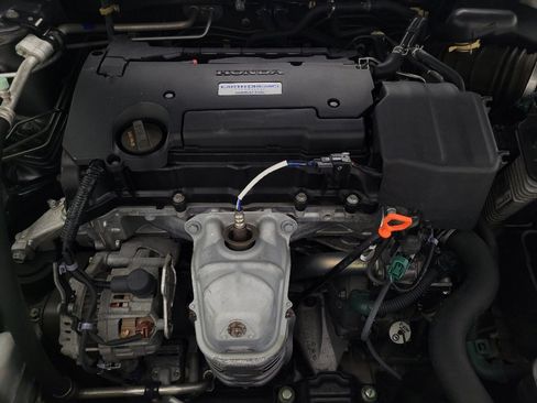 Used 2017 Honda Accord LX image 30