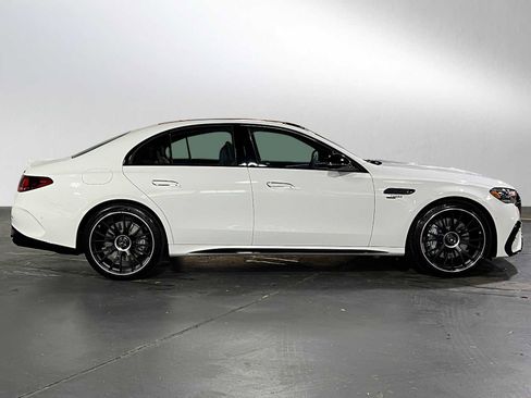 New 2026 Mercedes-Benz E 53 AMG e 4MATIC Sedan image 2