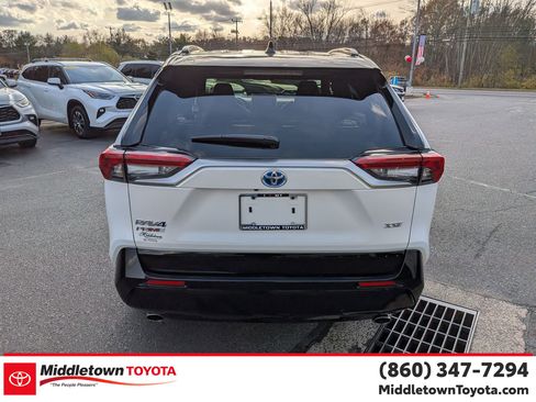 Certified 2022 Toyota RAV4 XSE image 4