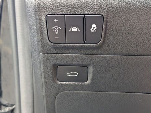 Used 2021 Kia K5 LX FWD image 10