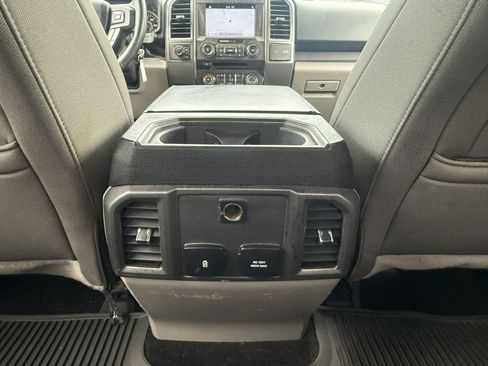 Used 2018 Ford F150 XLT w/ Equipment Group 302A Luxury AWD/4WD image 15