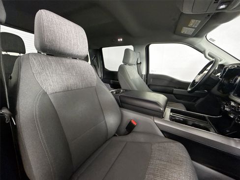 Used 2022 Ford F150 XLT w/ Equipment Group 302A High image 39