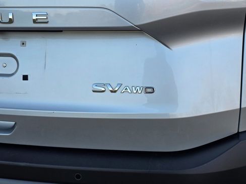 Used 2023 Nissan Rogue SV image 7