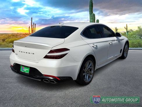 Used 2022 Genesis G70 2.0T RWD image 9