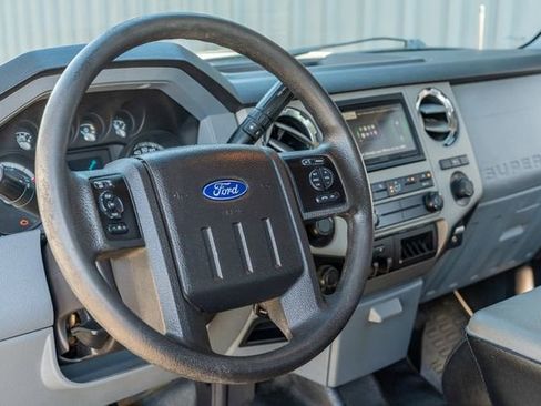 Used 2016 Ford F250 XLT image 24