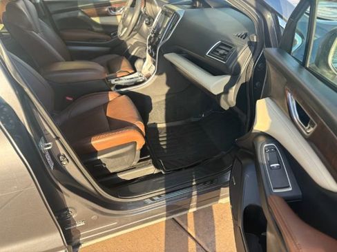 Used 2019 Subaru Ascent Touring w/ Popular Package #3 AWD/4WD image 11