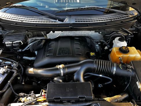 Used 2013 Ford F150 XLT w/ Luxury Equipment Group image 32