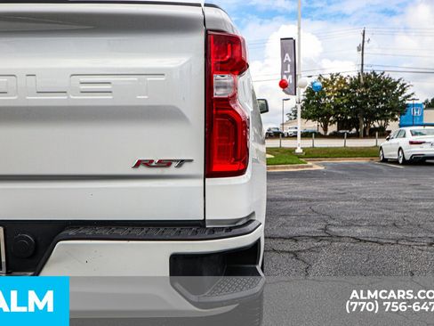 Used 2024 Chevrolet Silverado 1500 RST image 18