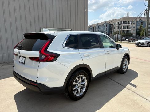 Used 2023 Honda CR-V EX image 7