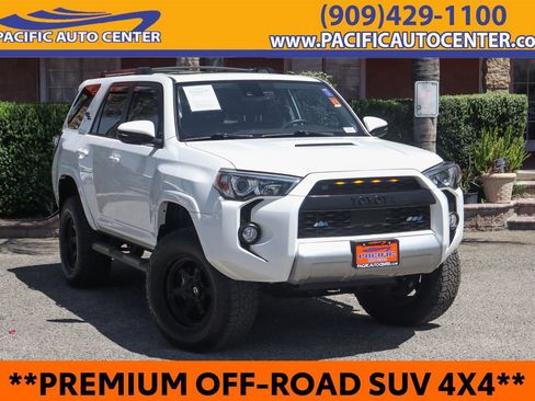 Used 2020 Toyota 4Runner TRD Off-Road Premium w/ Moonroof Package AWD/4WD image 1