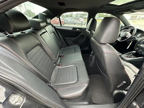 Used 2013 Volkswagen Jetta GLI Autobahn FWD image 14