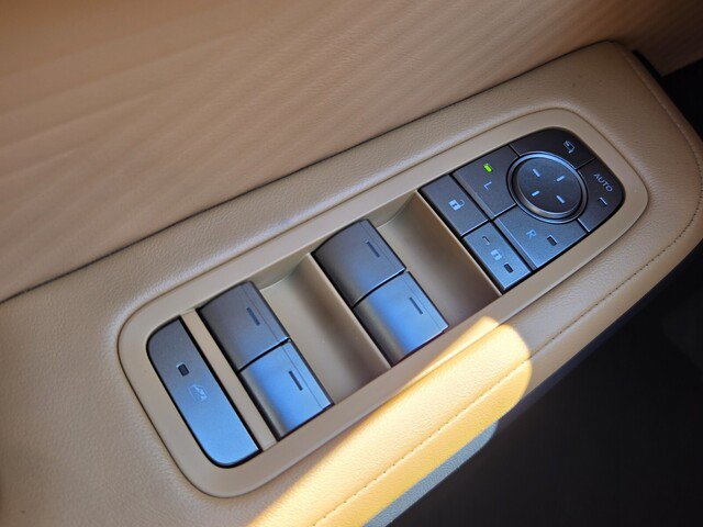 Used 2026 Lexus ES 500e w/ Convenience Package AWD/4WD image 27