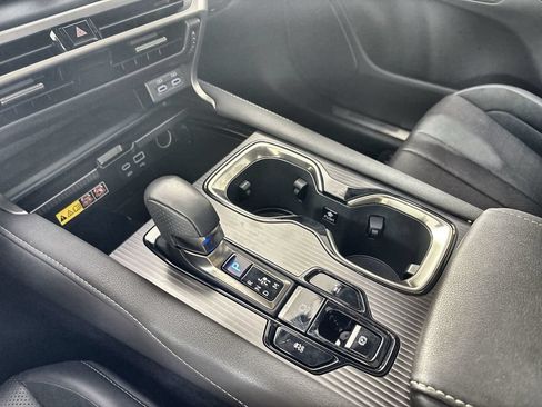 Used 2024 Lexus RX 500h F Sport w/ Convenience Package AWD/4WD image 22