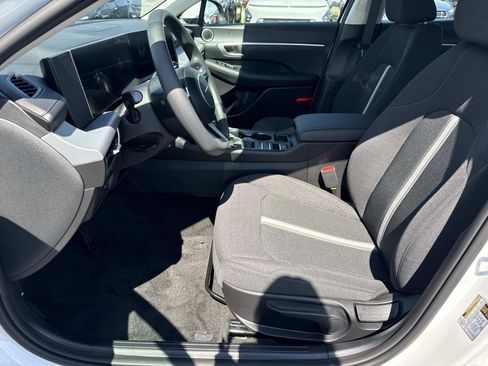 New 2026 Hyundai Sonata SE FWD image 9