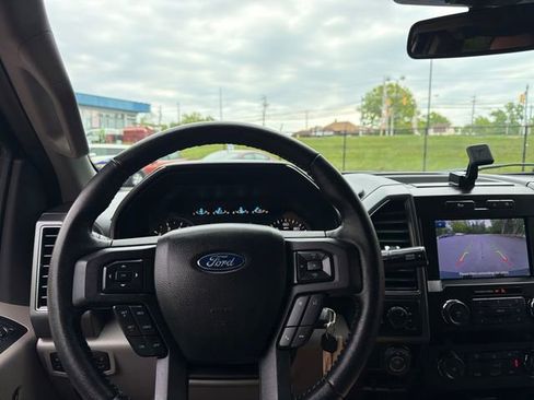 Used 2020 Ford F150 XLT w/ Equipment Group 302A Luxury AWD/4WD image 32