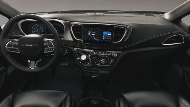 New 2027 Chrysler Pacifica Select FWD image 18