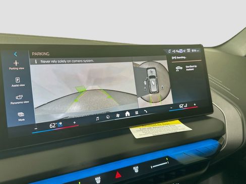 Used 2026 BMW X3 xDrive30 w/ Premium Package image 14