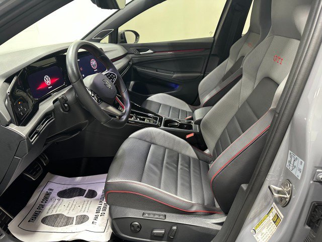 Used 2024 Volkswagen GTI SE FWD image 17