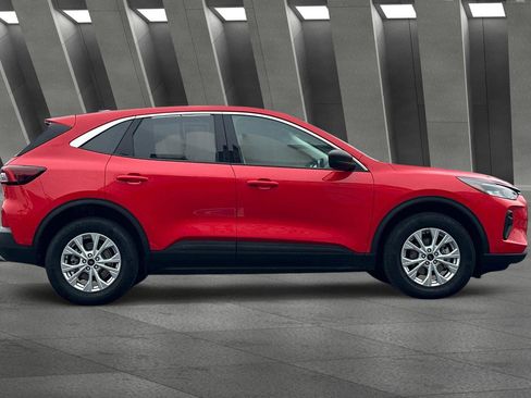 Used 2024 Ford Escape Active w/ Tech Pack #1 image 3